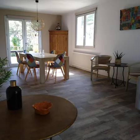 Superbe De فيلة لا سين سور مير